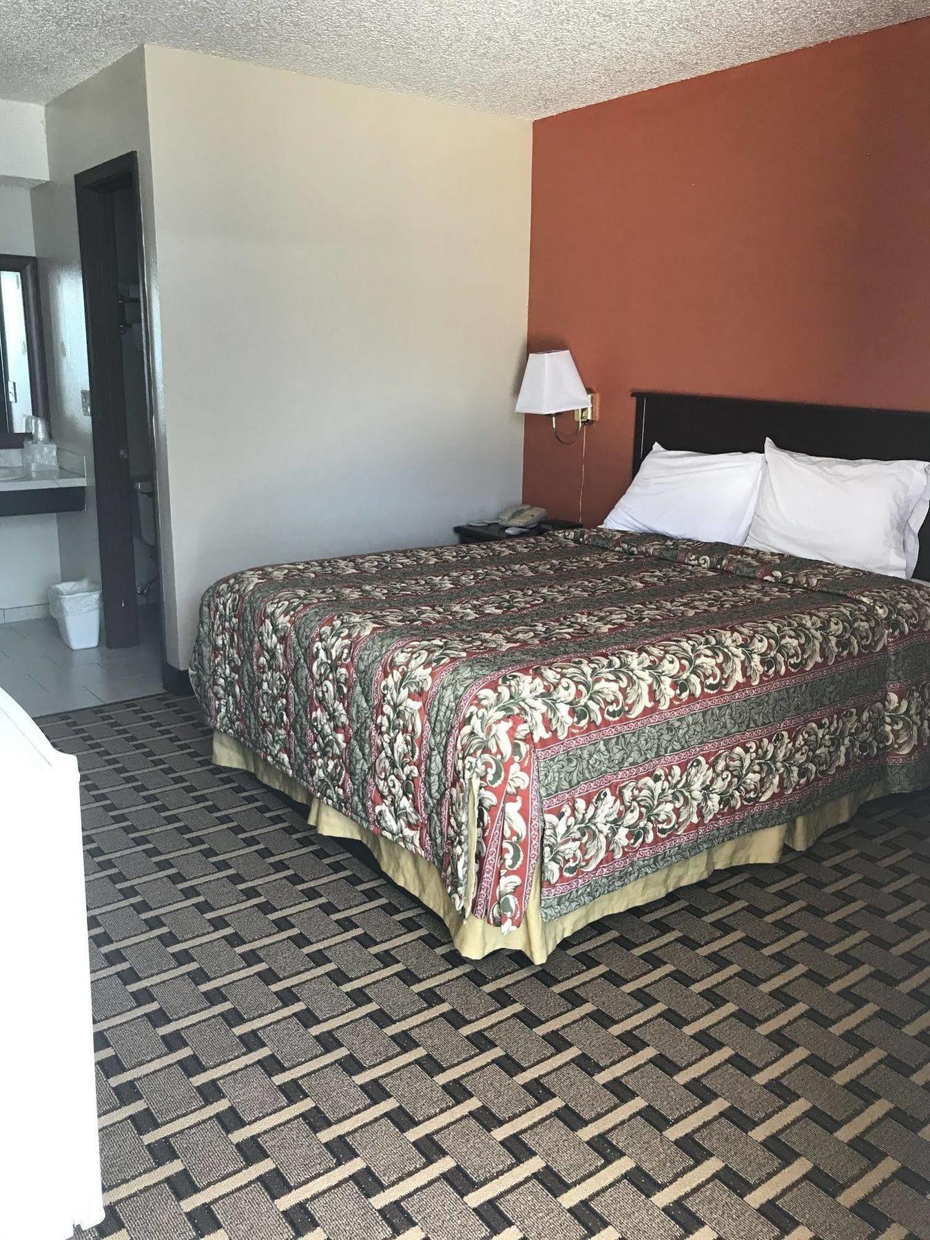 Relax Inn Henryetta Экстерьер фото